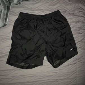 men’s nike shorts with mesh lining